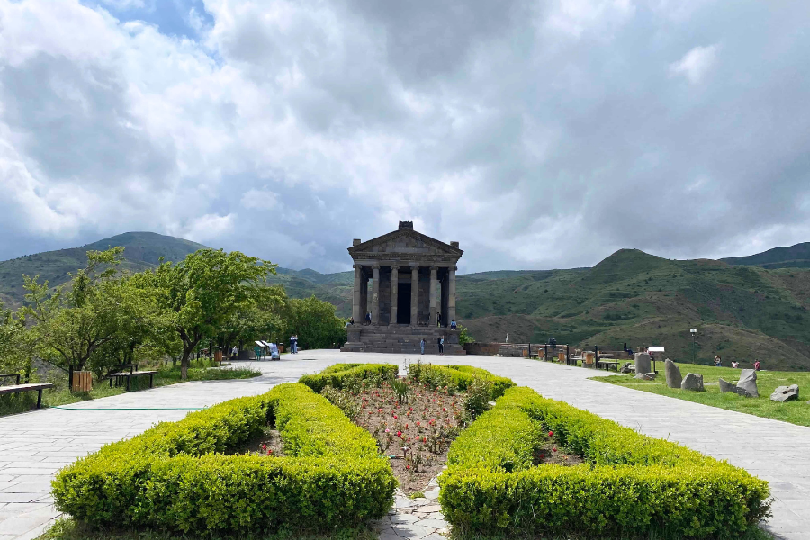 GARNI