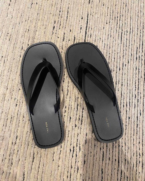 The Row ginza flip flop