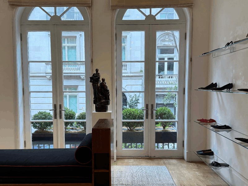 THE ROW SAMPLE SALE 2025: THE CULT MEETING