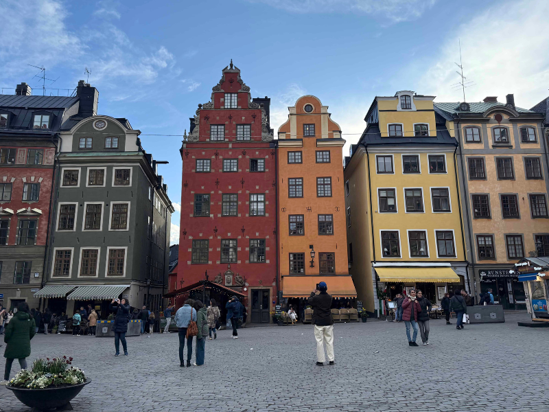 STOCKHOLM IN THREE DAYS